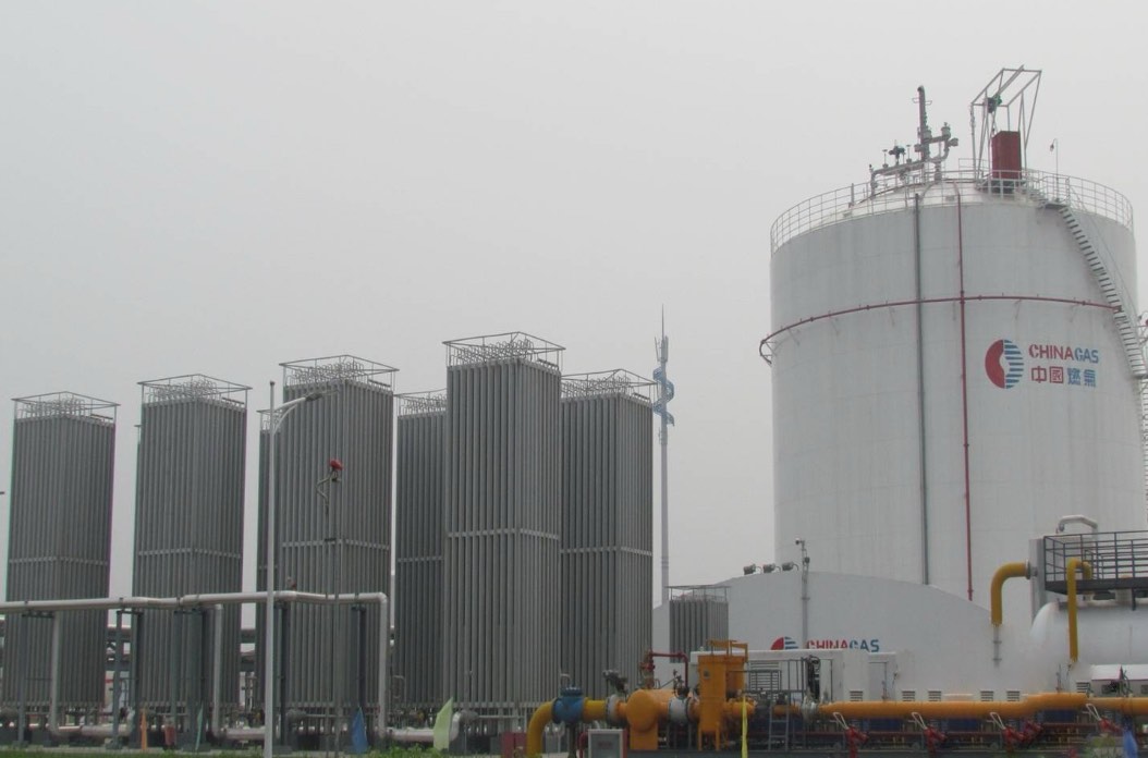 Jobsile of China Gas (Wuhu) LNG Ambient vaporizer